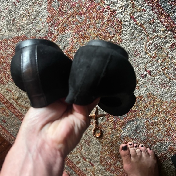 Stuart Weitzman Flats - Picture 7 of 8